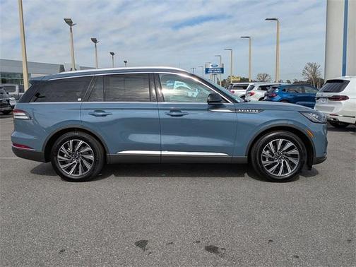 2025 Lincoln Aviator Premiere