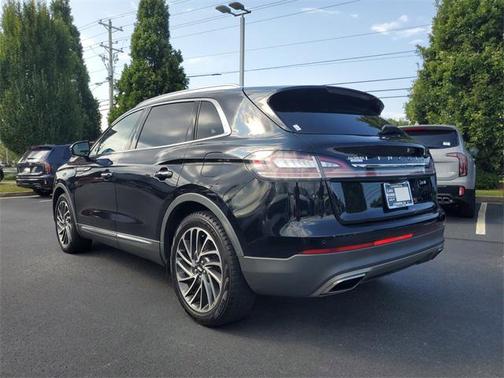 2019 Lincoln Nautilus Reserve