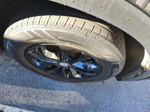 2019 Hyundai SANTA FE SE 2.4