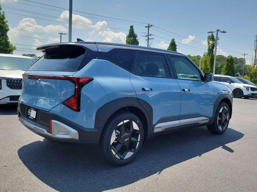 Frost Blue 2027 Kia Seltos S