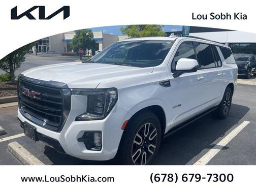 2022 GMC Yukon XL AT4