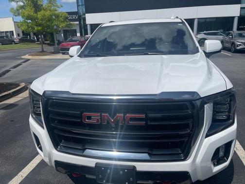 2022 GMC Yukon XL AT4