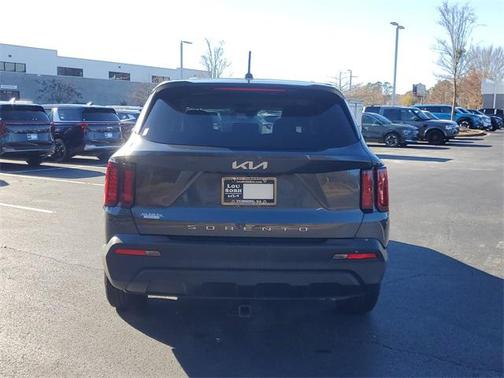 2022 Kia Sorento LX