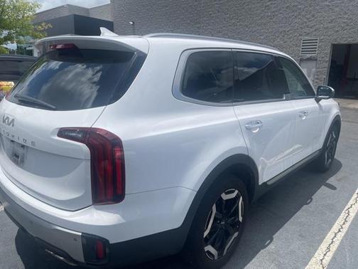 2023 Kia Telluride S