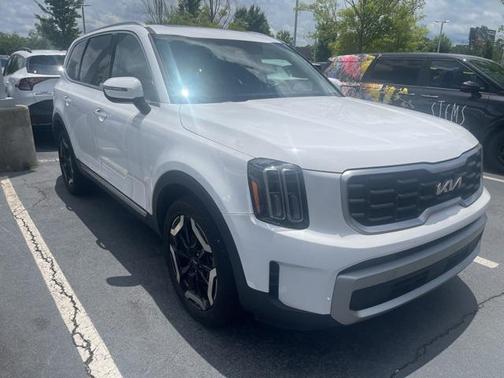 2023 Kia Telluride S