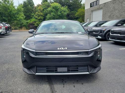 Aurora Black Pearl 2026 Kia K4 EX