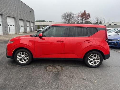 2022 Kia Soul LX