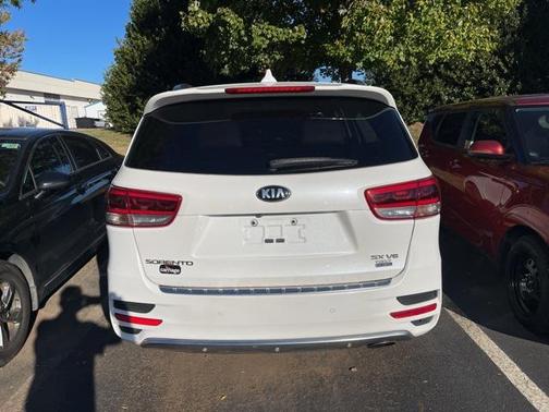 2018 Kia Sorento SX