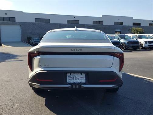 2025 Kia K4 EX