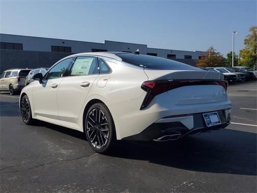 2026 Kia K5 GT