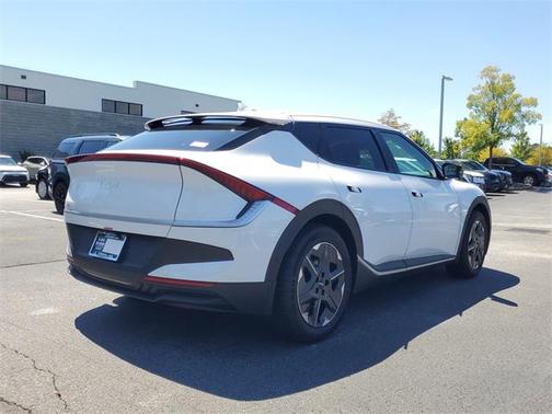 2025 Kia EV6 Light
