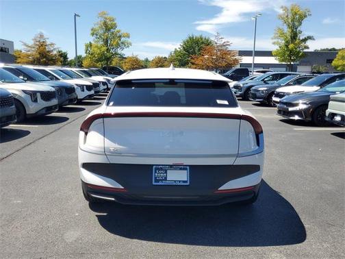 2025 Kia EV6 Light