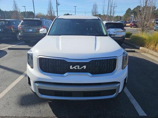 2024 Kia Telluride LX