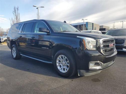 2019 GMC Yukon XL SLT