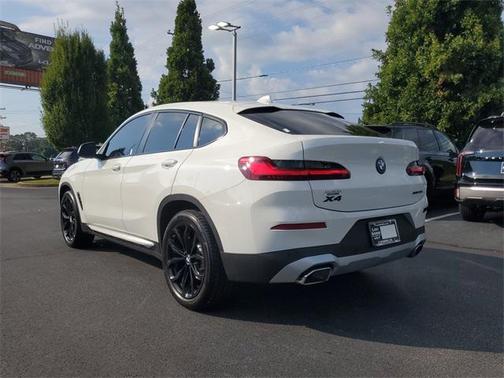 2023 BMW X4 xDrive30i