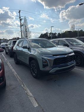 Cacti Green 2025 Chevrolet Equinox L