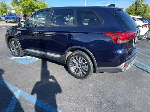 2019 Mitsubishi Outlander LE