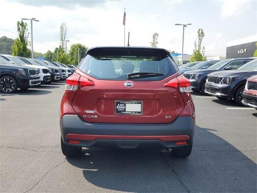2019 Nissan Kicks SR