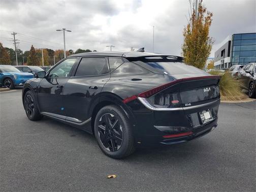 2025 Kia EV6 Wind