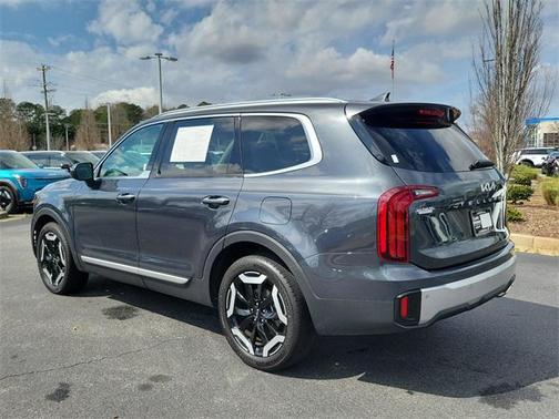 2023 Kia Telluride S