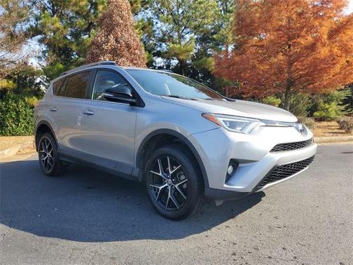 2018 Toyota RAV4 SE
