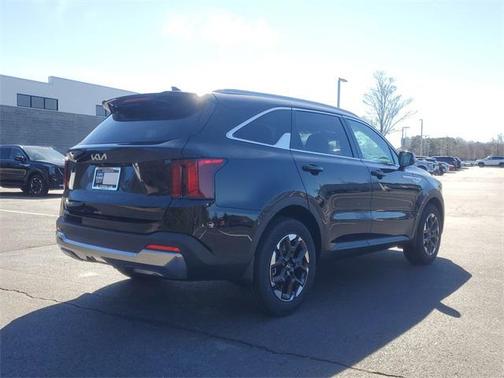 2025 Kia Sorento S