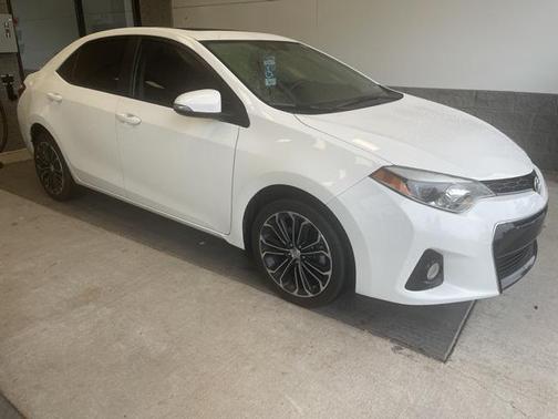 2015 Toyota Corolla LE Premium
