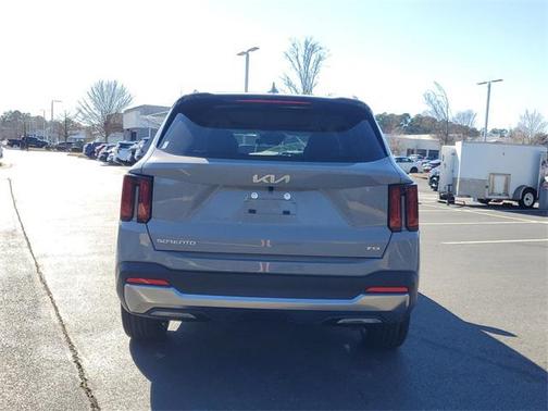 2025 Kia Sorento EX