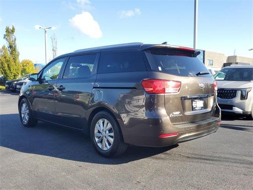 2017 Kia Sedona LX