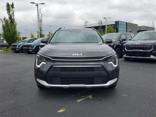 2025 Kia Niro LX