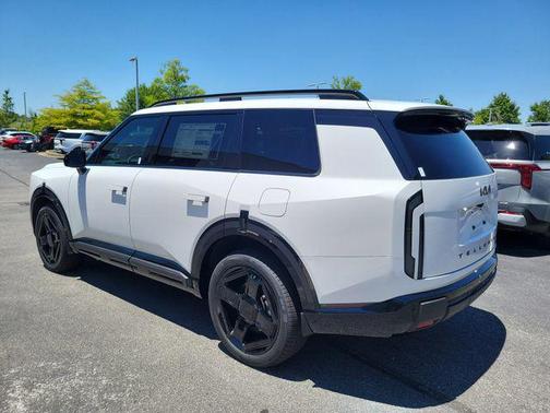 Glacial White Pearl 2027 Kia Telluride X-Line EX
