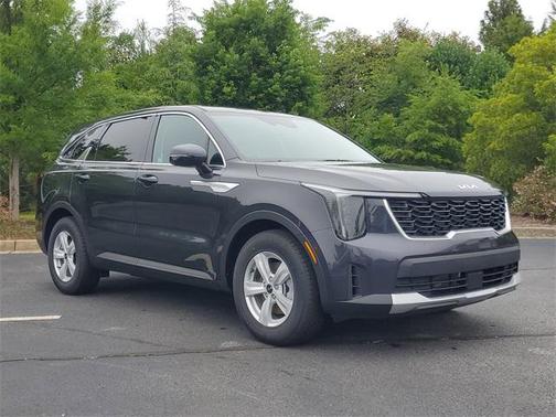 2025 Kia Sorento LX