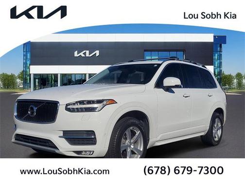 2017 Volvo XC90 T5 Momentum