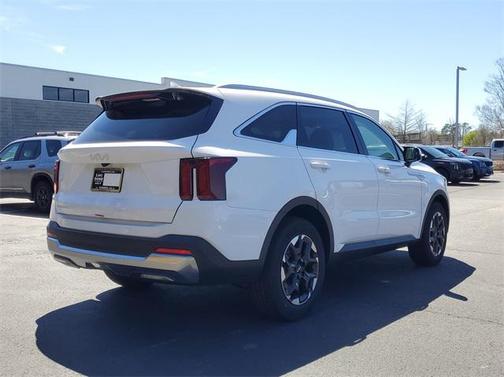 2025 Kia Sorento S