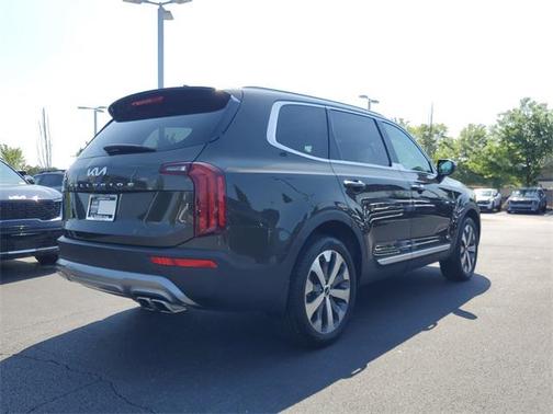 2022 Kia Telluride S