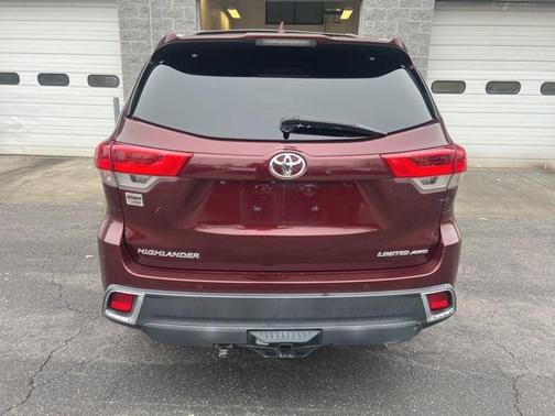2018 Toyota Highlander Limited Platinum