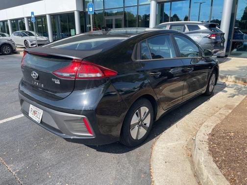 2018 Hyundai IONIQ Hybrid Blue