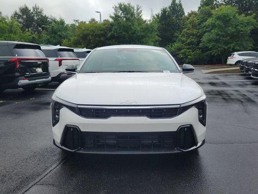 Snow White Pearl 2026 Kia K4 GT-Line