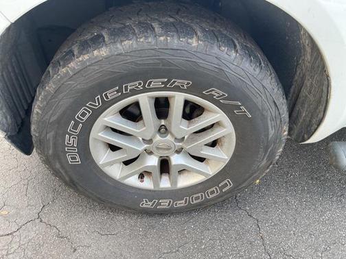 2016 Nissan Frontier SV