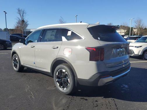 Wolf Gray 2026 Kia Sorento S