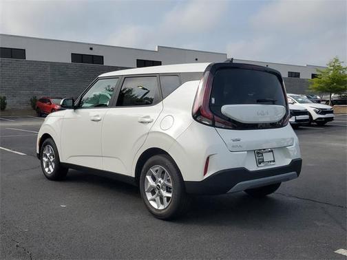 2025 Kia Soul LX