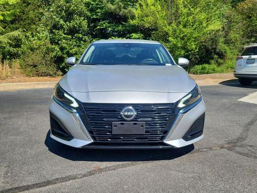 Brilliant Silver Metallic 2023 Nissan Altima 2.5 S
