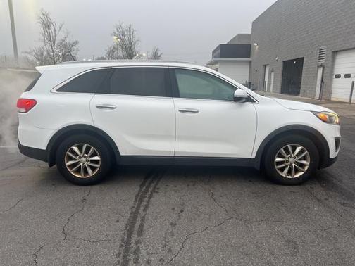 2016 Kia Sorento EX