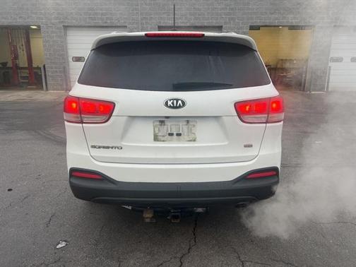 2016 Kia Sorento EX