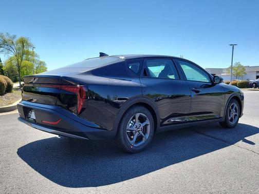 Aurora Black Pearl 2026 Kia K4 LXS