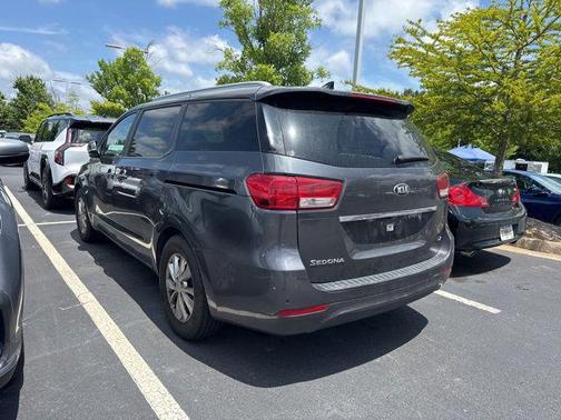 Platinum Graphite 2017 Kia Sedona LX