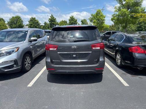 Platinum Graphite 2017 Kia Sedona LX
