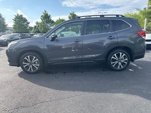 Magnetite Gray Metallic 2023 Subaru Forester Limited