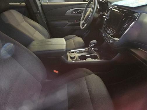 2023 Chevrolet Traverse LT