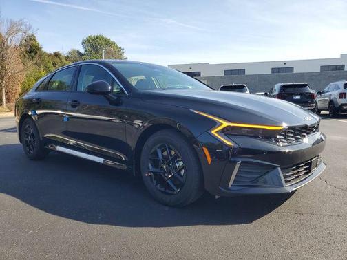 2026 Kia K5 LXS